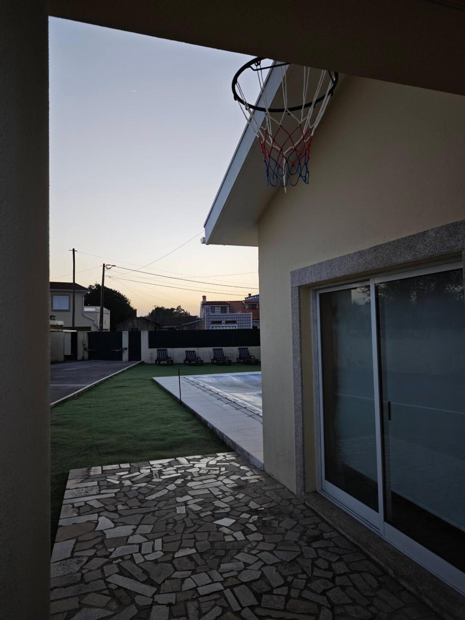 Garage4Me Pool Opcional Hotel Esmoriz Exterior photo